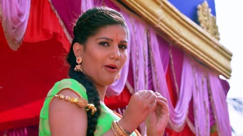 Sapna Chaudhary Viral Song: सपना चौधरी के गाने ‘तेरे ठुमके’ ने लगाई आग, फैंस हुए सपना के ठुमके के दीवाने, देखे वीडियो