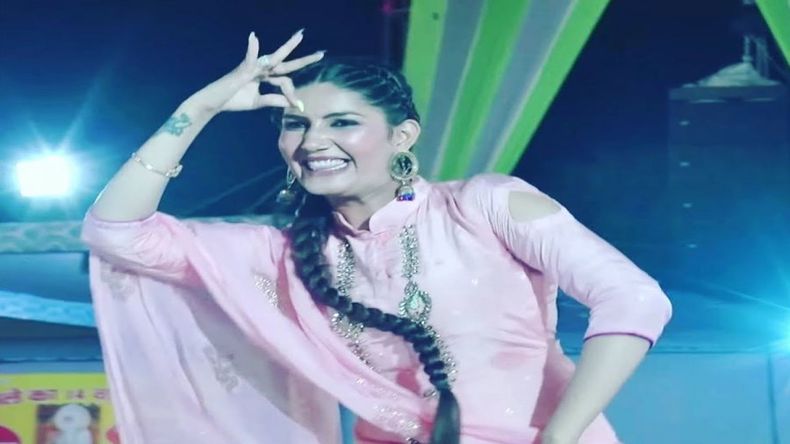 Sapna Chaudhary Dance Video: ‘गजबन पानी ने चली’ गाने की डांसर सपना चौधरी के धमाकेदार डांस वीडियो को मिल चुके 24 करोड़ से ज्यादा व्यूज