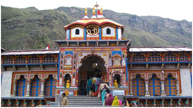 Char Dham Yatra: हाईकोर्ट की रोक के बावजूद 1 जुलाई से शुरू होगी चार धाम यात्रा, उत्तराखंड सरकार ने जारी किए दिशानिर्देश