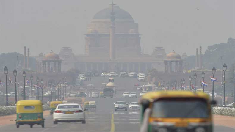 Delhi Air Pollution : दिल्ली सरकार वायु प्रदूषण से निपटने के लिए आज सुप्रीम कोर्ट को लॉकडाउन का प्रस्ताव देगी