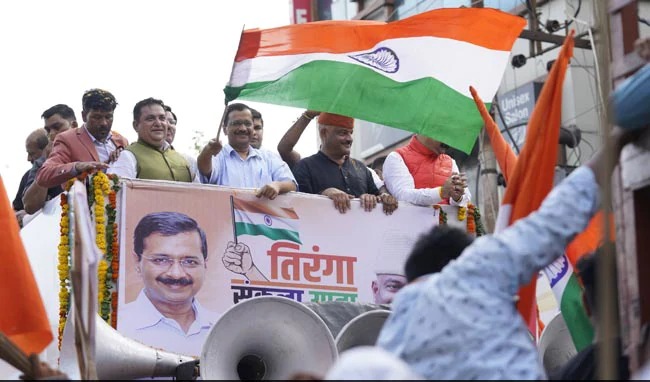 केजरीवाल अब पंजाब में निकालेंगे तिरंगा रैली