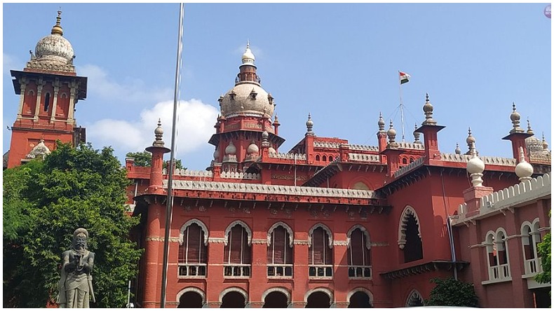 Madras High Court: हाईकोर्ट में सुनवाई के दौरान ही वकील ने कर डाली महिला के साथ अश्लील हरकत