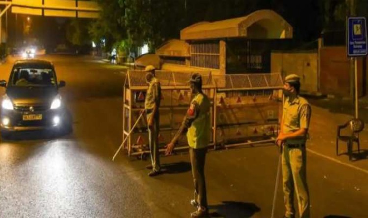 Night Curfew : दिल्ली के बाद कर्नाटक में भी नाइट कर्फ्यू का ऐलान, जानें यूपी समेत अन्य पांच राज्यों का हाल