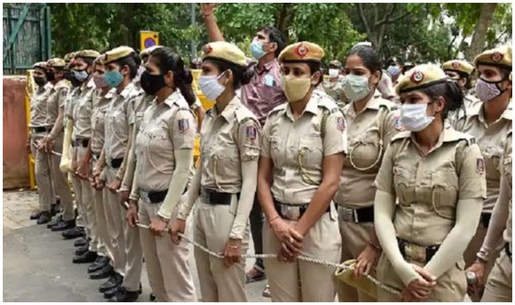 Police Recruitment 2022: यूपी पुलिस 2430 पदों पर निकली बंपर वैकेंसी, ऐसे करें अप्लाई