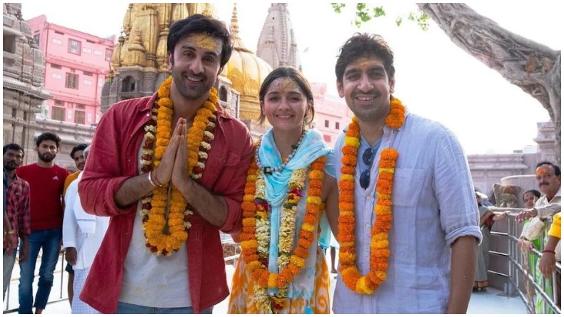 Alia bhatt and Ranbir Kapoor in Banaras: हाथों में हाथ डाले काशी विश्वनाथ क्यों पहुंचे आलिया-रणबीर ?