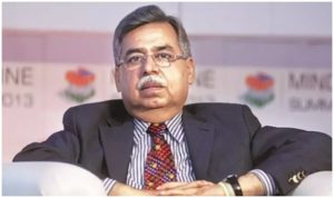 Hero MotoCorp Chairman: हीरो मोटोकॉर्प के चेयरमैन पवन मुंजाल के ठिकानों पर आयकर विभाग की छापेमारी, धड़ाम हुए कंपनी के शेयर