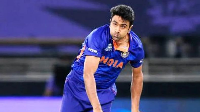 R Ashwin: पूर्व क्रिकेटर ने अश्विन पर दिया चौंकाने वाला बयान, कहा- नहीं होंगे टी20 वर्ल्ड कप का हिस्सा