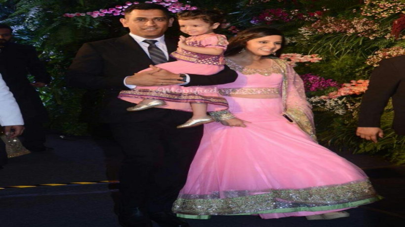 MS Dhoni Marriage Anniversary: धोनी और साक्षी की क्या है प्रेम कहानी? दिलचस है लव स्टोरी