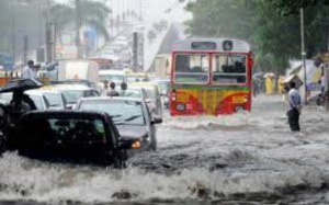 Heavy Rainfall in India: मैदान से लेकर रेगिस्तान तक बारिश-बाढ़ कहर बनकर टूटा, लाखों लोग प्रभावित