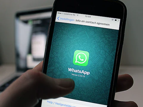 टेक: क्या आप भी अपनी WhatsApp चैट को रखना चाहते हैं सेफ, ऐसे करें लॉक