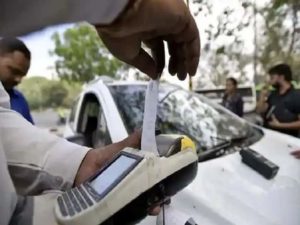 Delhi traffic challan : ट्रैफिक पुलिस ने दिल्ली में काट दिए इतने चालान, जानिए क्या कहता है नियम