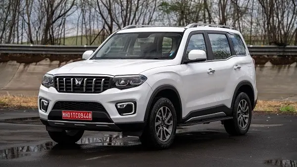 Mahindra Scorpio N में नहीं मिलते जरूरी फीचर्स, सस्ती गाड़ियों तक देती है ये खासियत