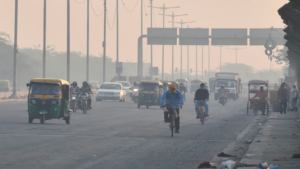 Air Pollution: सुप्रीम कोर्ट के निर्देश के बाद प्रदूषण को लेकर कैबिनेट सचिव की आज सभी राज्यों के अधिकारियों के साथ बैठक