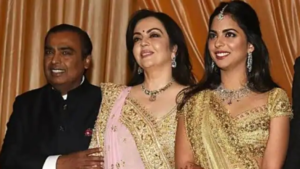 Isha Ambani: नाना बने मुकेश अंबानी, बेटी ईशा ने जुड़वा बच्चों को दिया जन्म