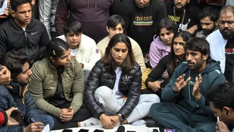 Wrestlers Protest: पहलवानों ने इंडियन ओलंपिक एसोसिएशन में दर्ज कराई यौन उत्पीड़न की शिकायत