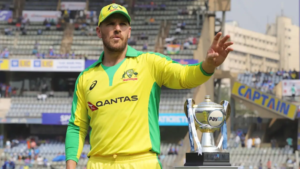 Aaron Finch: बॉर्डर गावस्कर ट्रॉफी के ठीक पहले  दिग्गज एरोन फिंच ने क्रिकेट से लिया संन्यास