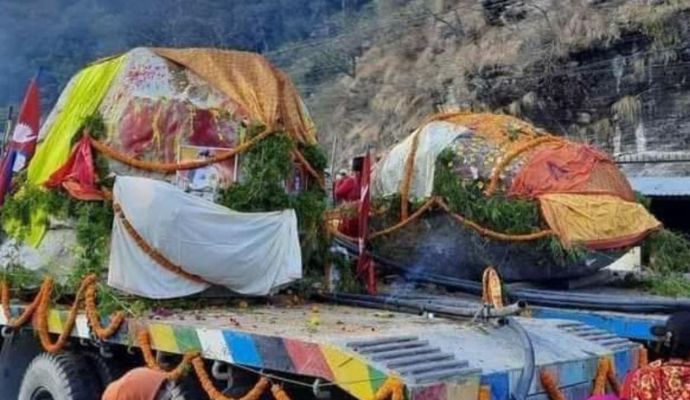 नेपाल से लाई गईं देव शिलाएं श्रीराम जन्मभूमि तीर्थ क्षेत्र ट्रस्ट को आज समर्पित की जाएंगी