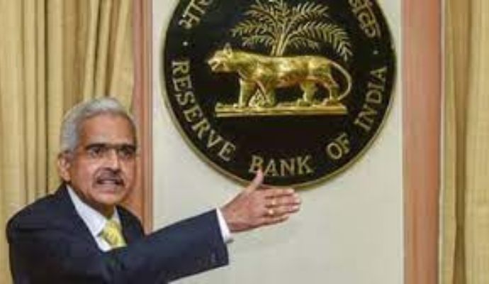 RBI ने छठी बार बढ़ाया रेपो रेट, जानिए आपकी जिंदगी में क्या पड़ेगा फर्क