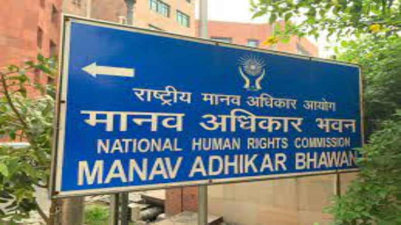 NHRC ने यूपी पुलिस को अतीक अहमद और अशरफ के हत्या मामले में भेजा नोटिस