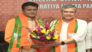 Ajay Alok Join BJP: बीजेपी में शामिल हुए JDU के पूर्व प्रवक्ता अजय आलोक, कभी नीतीश कुमार के थे करीबी