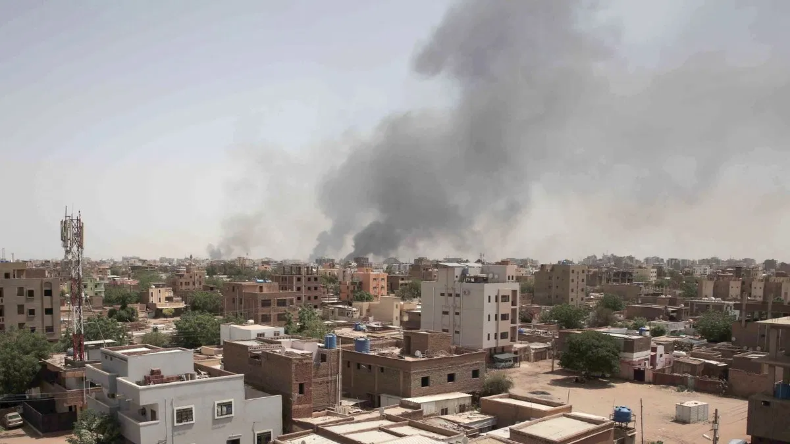 Sudan Violence: हिंसाग्रस्त सूडान में फंसे कर्नाटक के 31 आदिवासी, सिद्धारमैया ने केंद्र सरकार को लिखी चिट्ठी