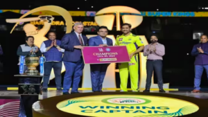 IPL 2023 Prize: CSK 5वीं बार बनी चैंपियन, Dhoni को सौंपा गया 20 करोड़ का चेक, जानें किसे-कितने रुपए मिले