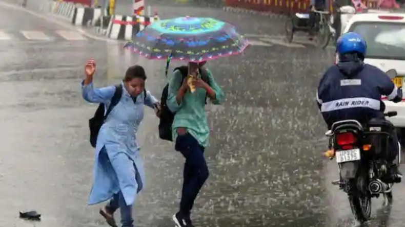 India Weather Update: केरल में मानसून का प्रवेश, 15 जून तक दिल्ली पहुंचने का अनुमान