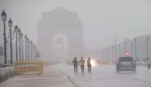 Delhi Weather: कल बारिश ने दी गर्मी से राहत, आज भी बूंदाबांदी के आसार