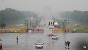 Delhi Rain: दिल्ली में जल्दी तो मुंबई देरी से पहुंचा मानसून, जानें पूरे उत्तर भारत का हाल