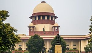 SC से उपराज्यपाल को लगा बड़ा झटका, DERC के चेयरमैन की शपथ पर लगाई रोक