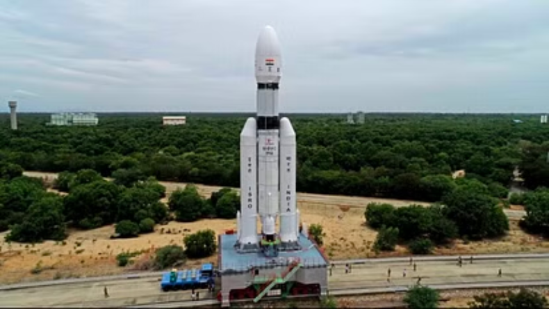 आज लॉन्च होगा Chandrayaan-3, भारत बन सकता है दक्षिणी ध्रुव पर उतरने वाला पहला देश