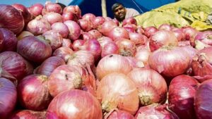 Onion Price Rise: अचानक क्यों बढ़ रहे प्याज के दाम? 100 रुपये/किलो पहुंचने की उम्मीद