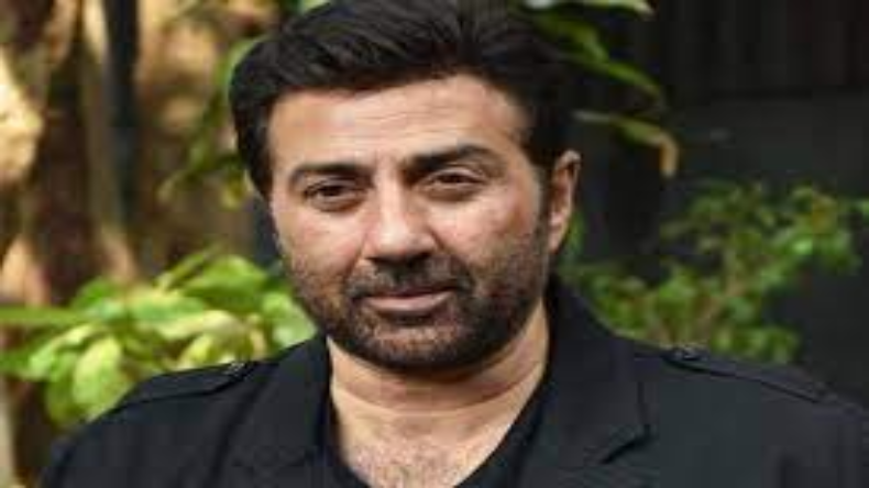 Sunny Deol: नितेश तिवारी की फिल्म में हुई सनी देओल की एंट्री, जानें कौन-सी भूमिका में दिखेंगे अभिनेता