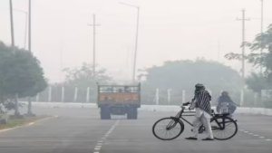 Weather Update Today: दिल्ली में बढ़ने वाली है ठंड! यूपी-पंजाब समेत इन राज्यों में होगी बारिश; जानें देशभर का मौसम अपडेट