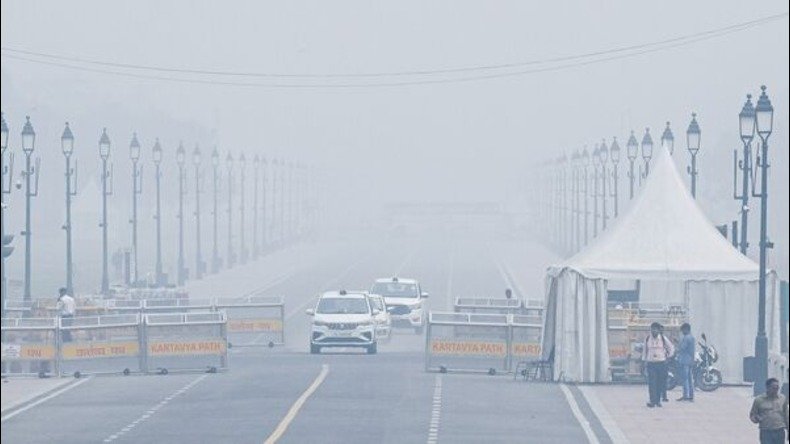 Delhi-NCR Weather: दिल्ली मे सांस लेना मुश्किल, AQI पहुंचा गंभीर स्तर पर