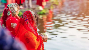 Chhath Puja Day 3: छठ पूजा के तीसरे दिन डूबते सूर्य को अर्घ्य, जानिए अनुष्ठान और महत्व