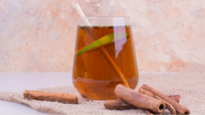 Cinnamon Water Benefits: डायबिटीज, वेट लॉस, सबके लिए फायदेमंद दालचीनी