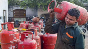 LPG Cylinder Price: चुनाव खत्म होते ही बढ़े LPG सिलेंडर के दाम, देशभर के सिलेंडर कीमत पर पड़ा प्रभाव