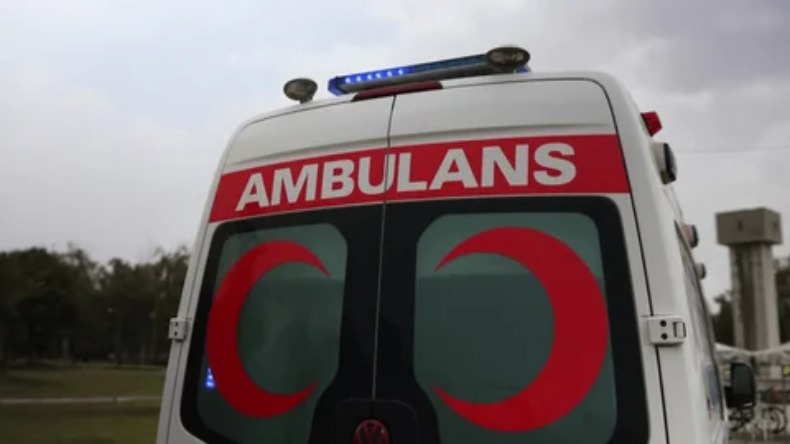 Ambulence Accident: एंबुलेंस का एक्सीडेंट देख भावुक हुए लोग, यूजर्स ने किए कमेंट