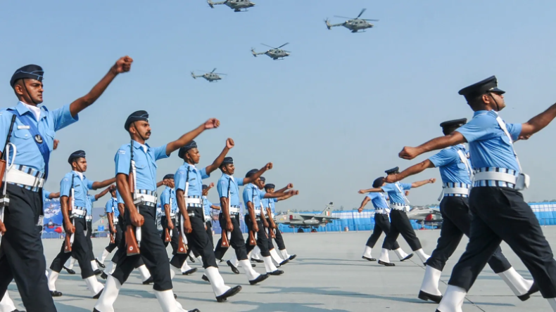 IAF Agniveer Vayu Recruitment 2024: भारतीय वायु सेना में नौकरी करने का सुनहरा अवसर, 12वीं पास कर सकते हैं अप्लाई