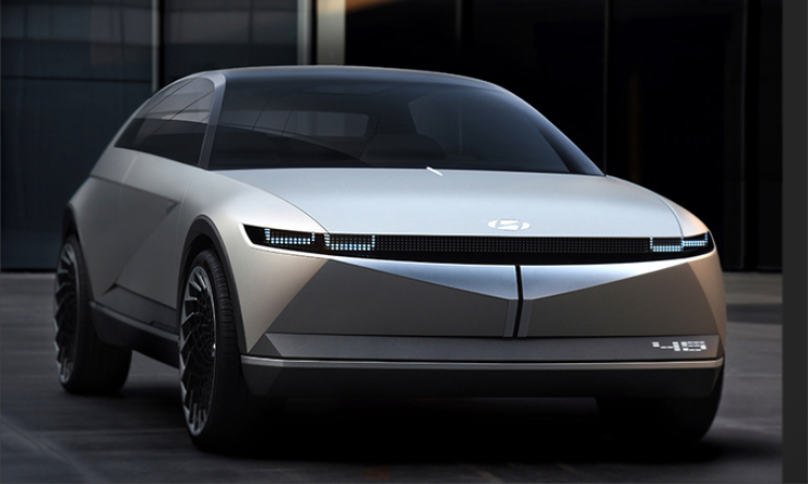 अभी नहीं लॉन्च होगी Apple EV Car, साल 2028 तक खिसकी डेट