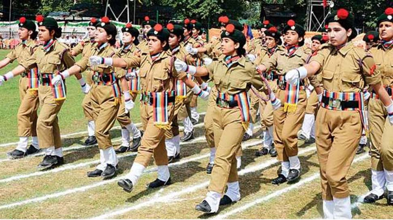 Job & Education: पुलिस कांस्टेबल के 5 हजार से ज्यादा पदों पर निकाली गई बंपर भर्ती