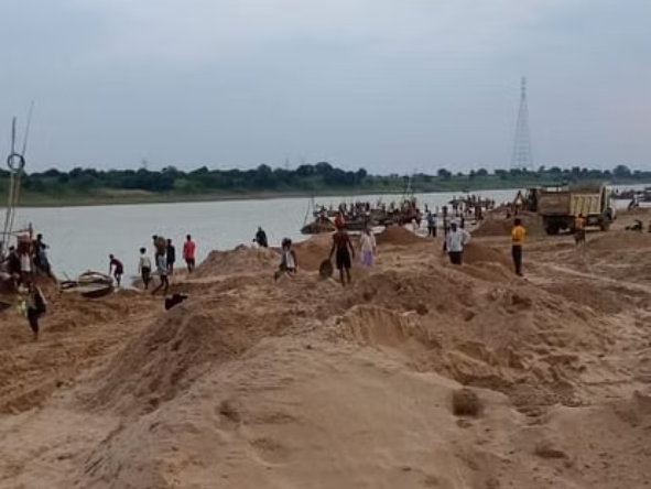 Sand Taxi: झारखंड में जल्द ही शुरू होने जा रही है रेत टैक्सी प्रणाली, मिलेंगी ये सुविधाएं