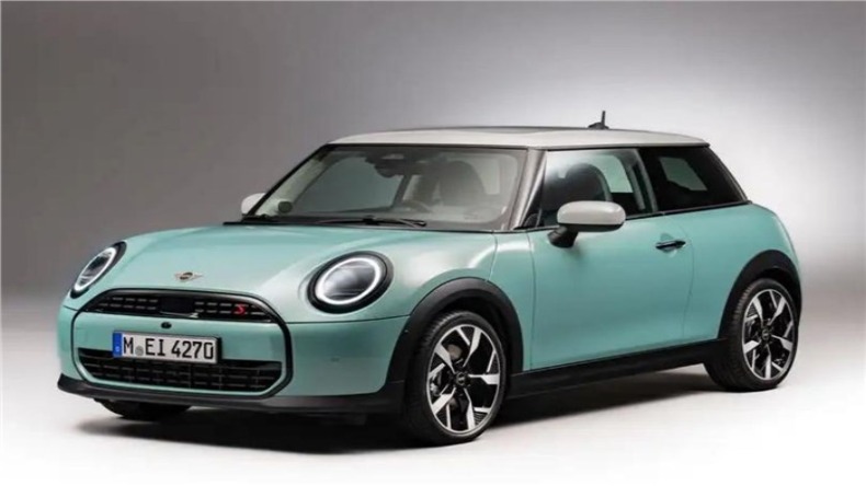 Mini Cooper: साल 2024 के अंत मे होगी फोर्थ जेनरेशन मिनी कूपर लॉन्च, देखें कैसा होगा इंटीरियर