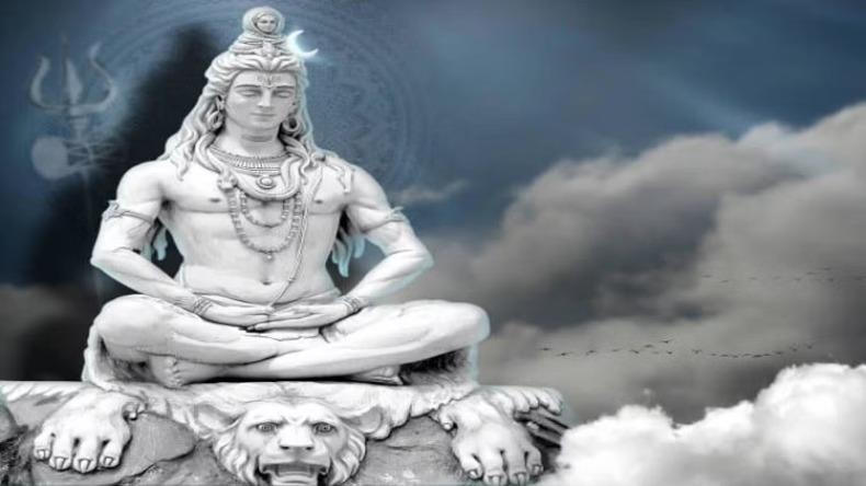 Shivratri 2024: क्या होती है मासिक शिवरात्रि, जानें किस रंग के कपड़े पहने और कैसे करें पूजा