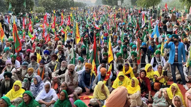 Farmer’s Protest: किसान की दिल्ली कूच की तैयारी, पंजाब-हरियाणा बॉर्डर पर लगी परमानेंट बैरिकेडिंग