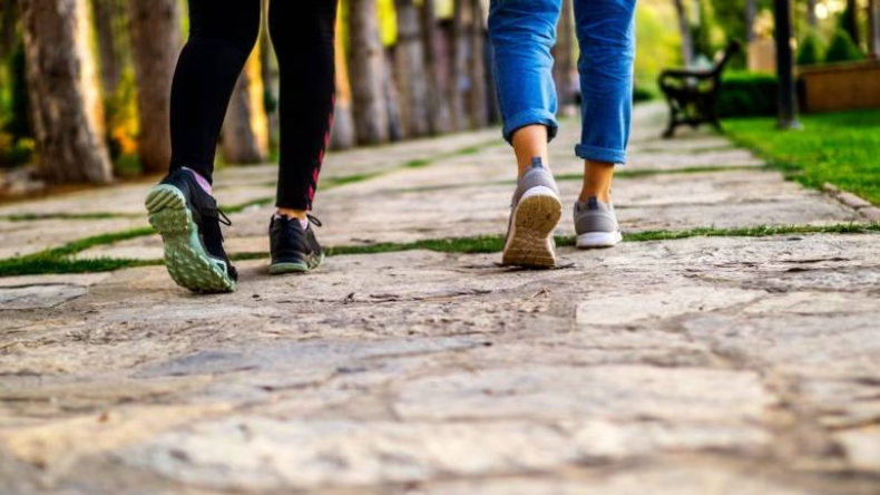 Walking Tips: टहलने का अधिक-अधिक फायदे लेने के लिए जानें इसका सही तरीका