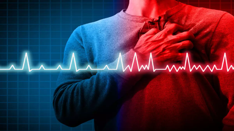 Heart Disease: दिल की समस्या होने पर शुरुआत में नजर आते हैं ये लक्षण, बिलकुल भी न करें नजरअंदाज