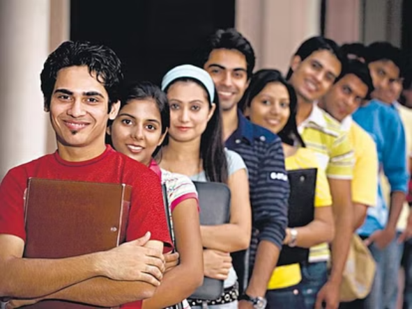 HSSC Jobs 2024: HSSC में नौकरी करने का सुनहरा मौका, मिलेगा शानदार वेतन