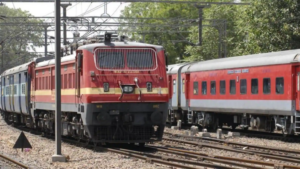 Railway News: राज्यरानी एक्सप्रेस समेत कई ट्रेनें चलेंगी लेट, रेलवे ने जारी की समय सारिणी